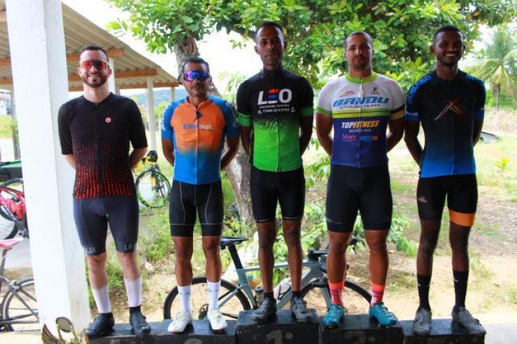 Alex Santos vence última etapa do Campeonato de Ciclismo em Gandu com fuga decisiva